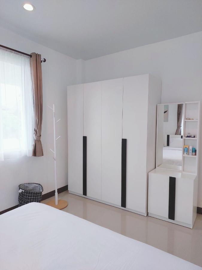 Happy Space วิลล่าทั้งหลัง 2นอน 2น้ำ ฟรี Wifi จอดรถ Nakhon Phanom Exterior foto
