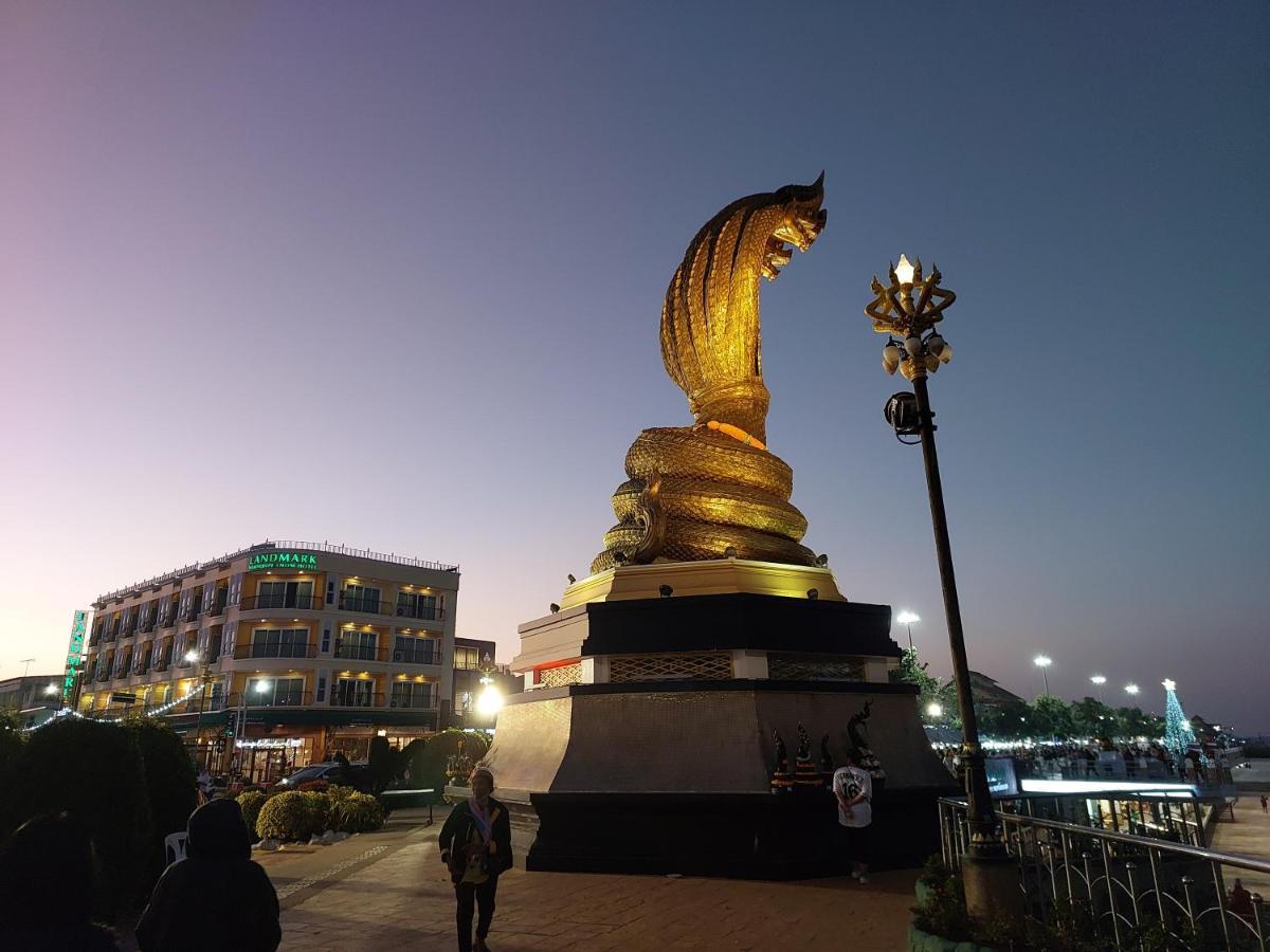 Happy Space วิลล่าทั้งหลัง 2นอน 2น้ำ ฟรี Wifi จอดรถ Nakhon Phanom Exterior foto